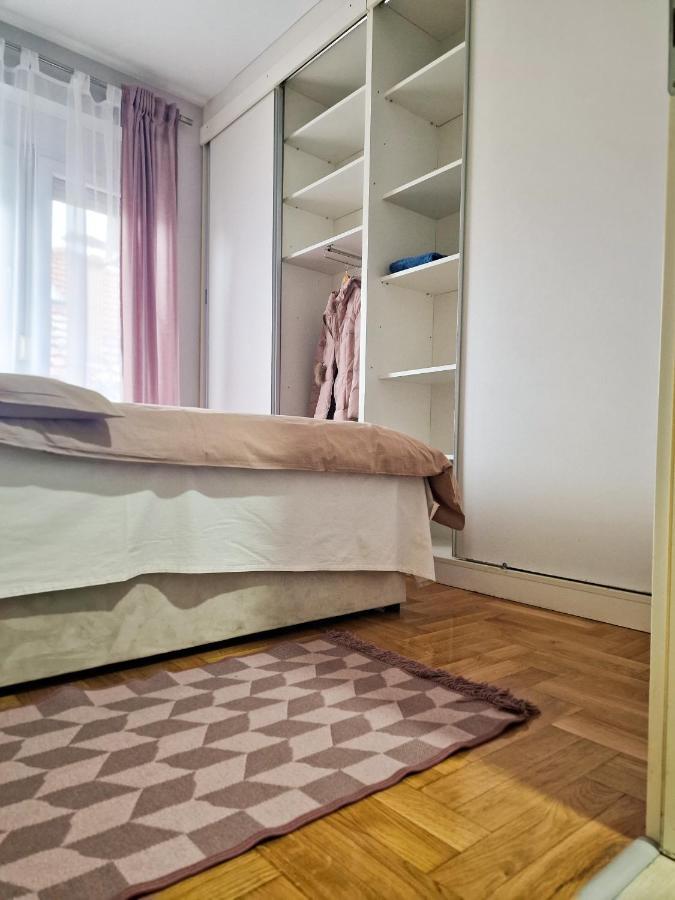 Quiet Center Διαμέρισμα Σρέμσκα Μιτρόβιτσα Εξωτερικό φωτογραφία